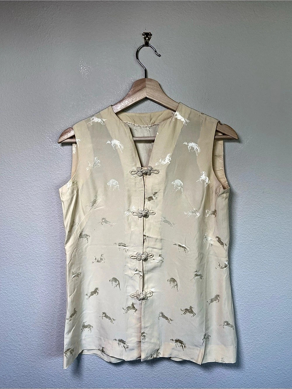 Vintage Silk Chinese Frog Closure Blouse